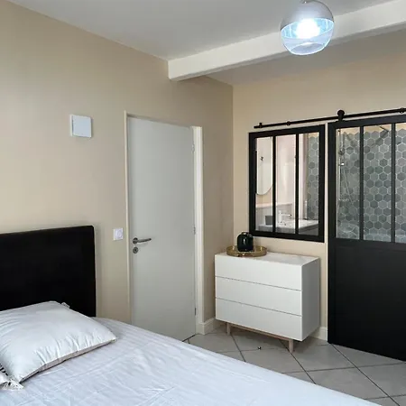 Apartament T2 Renove Proche Des Arenes *