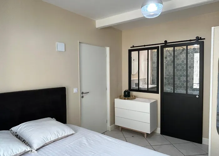 Apartamento T2 Rénové Proche Des Arènes *