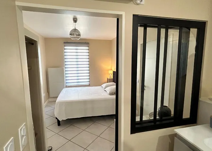 Apartamento T2 Rénové Proche Des Arènes *